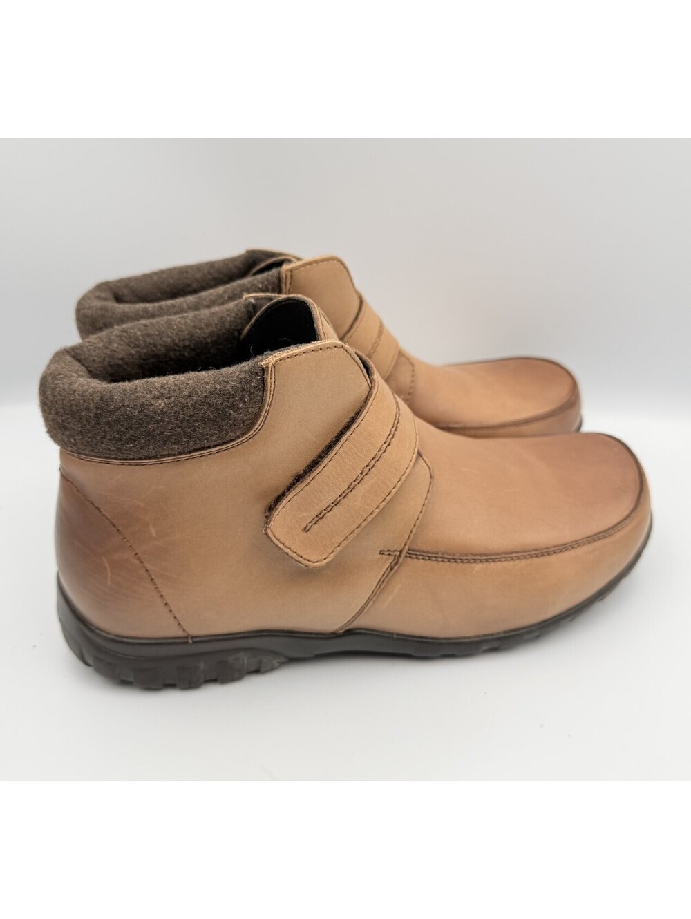 Propet Delaney Chestnut Tan Leather Ankle Boots with Brown Collar